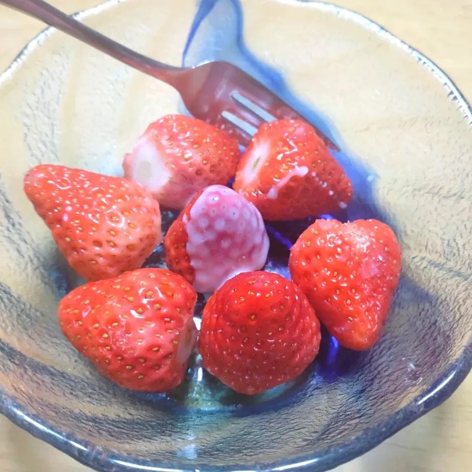 Snapdishの料理写真:紅ほっぺ🍓|しまだ ちえこさん