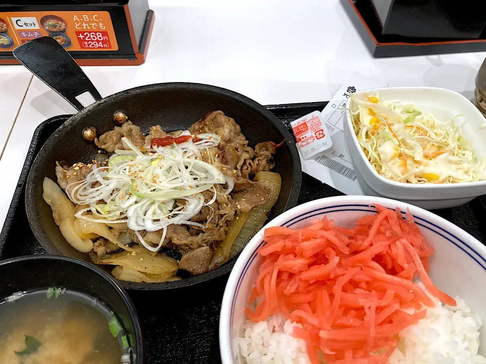 牛焼肉定食|はっちぃさん