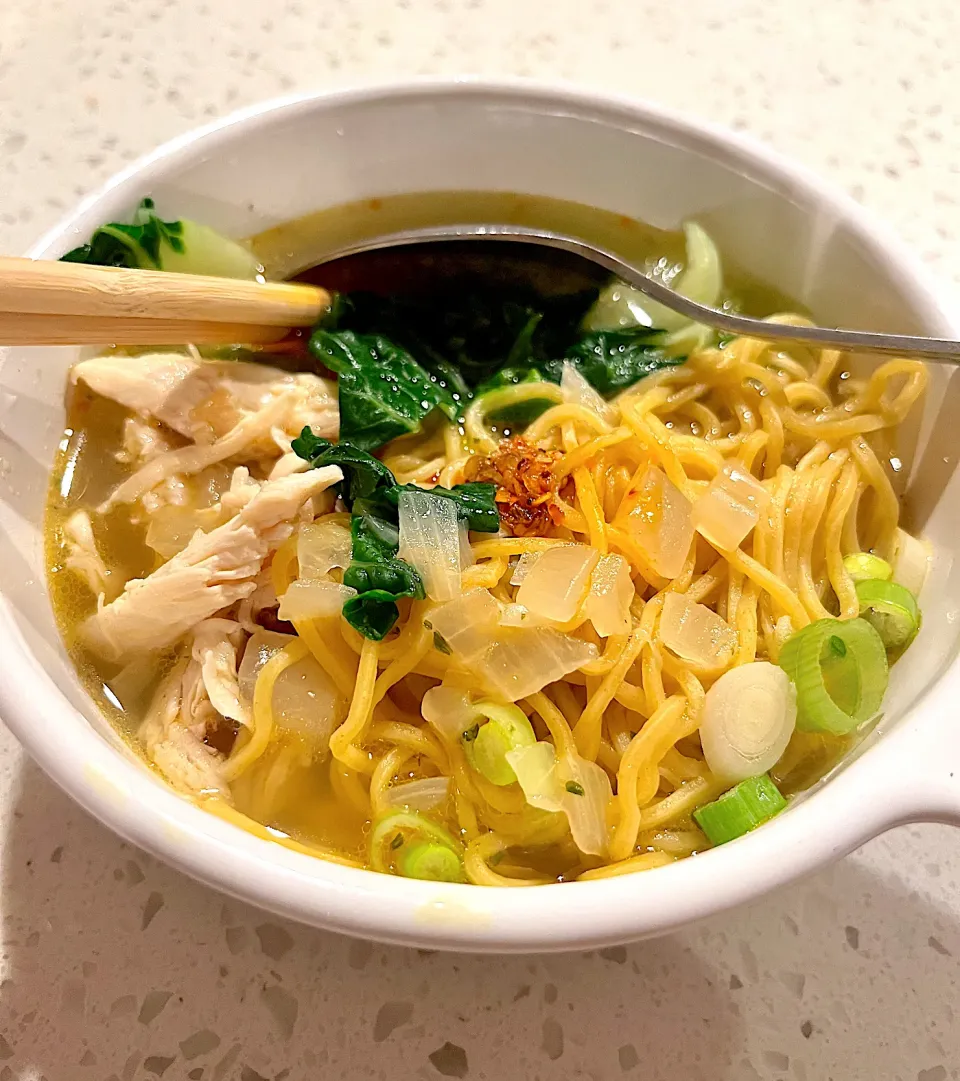 Chicken wonton noodle soup|🌺IAnneさん