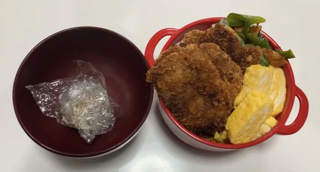 パパ弁☆ソースカツ丼☆だし巻き卵☆ピーマンとちくわの塩昆布炒め☆みそ玉|Saharaさん