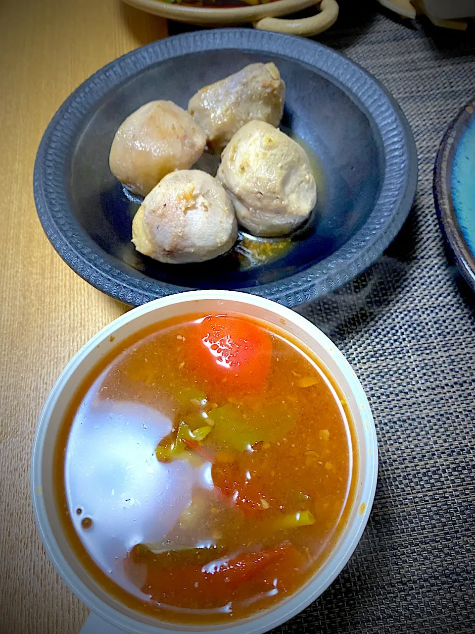 初めてのトマトと菜の花の味噌汁🍅、里芋煮|1614さん