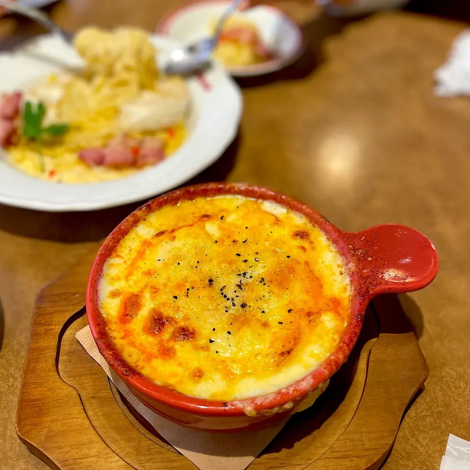 窯焼きチーズパスタ〜ラクレットチーズのミートソース〜|ななみんさん