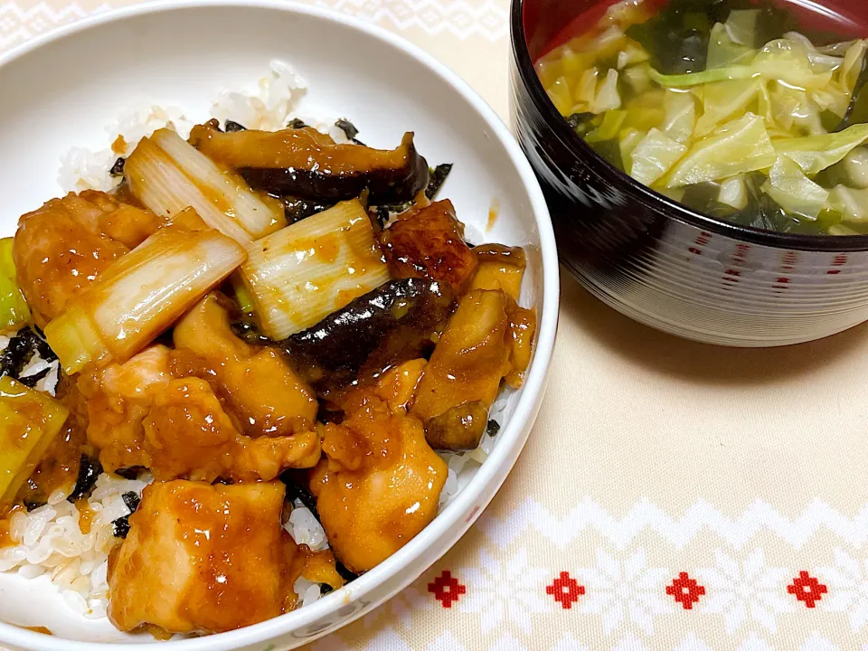 Snapdishの料理写真:焼き鳥丼|くろねこっく🐈‍⬛さん