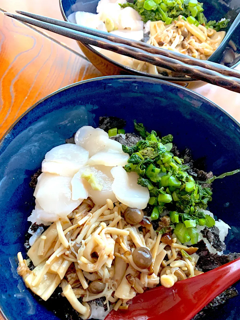 Snapdishの料理写真:きのこの佃煮に帆立貝柱と高菜漬けの三色丼|シュトママさん