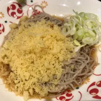 Snapdishの料理写真:いろり庵きらく甲府駅中店　冷やしたぬき蕎麦|popzappaさん