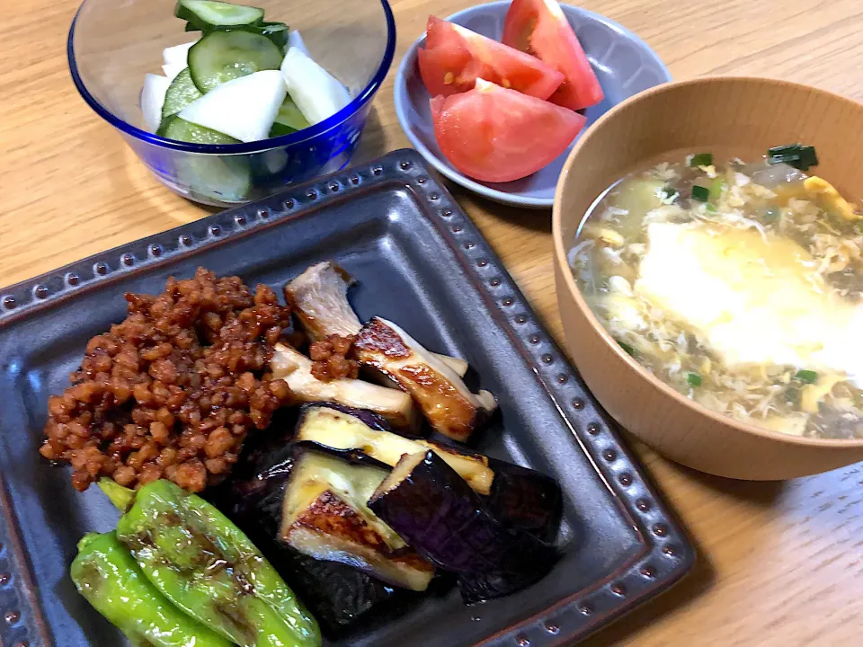 大豆ミートの肉味噌と焼き野菜🍀|さおりさん