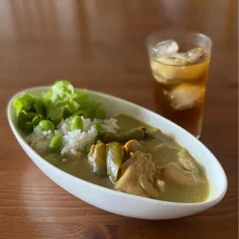 「タイカレー　グリーン」を使ってみたSnapdishの料理・レシピ写真:4/7の昼食　グリーンカレー‼️本格的で美味い😋