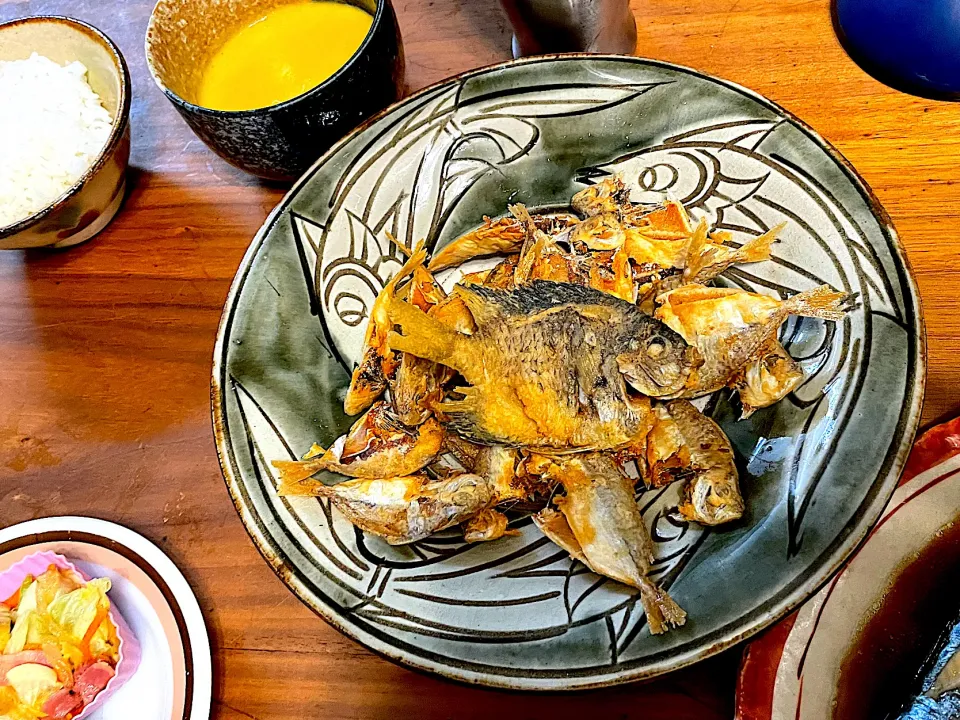 息子が釣った魚唐揚げ|せいせいさん