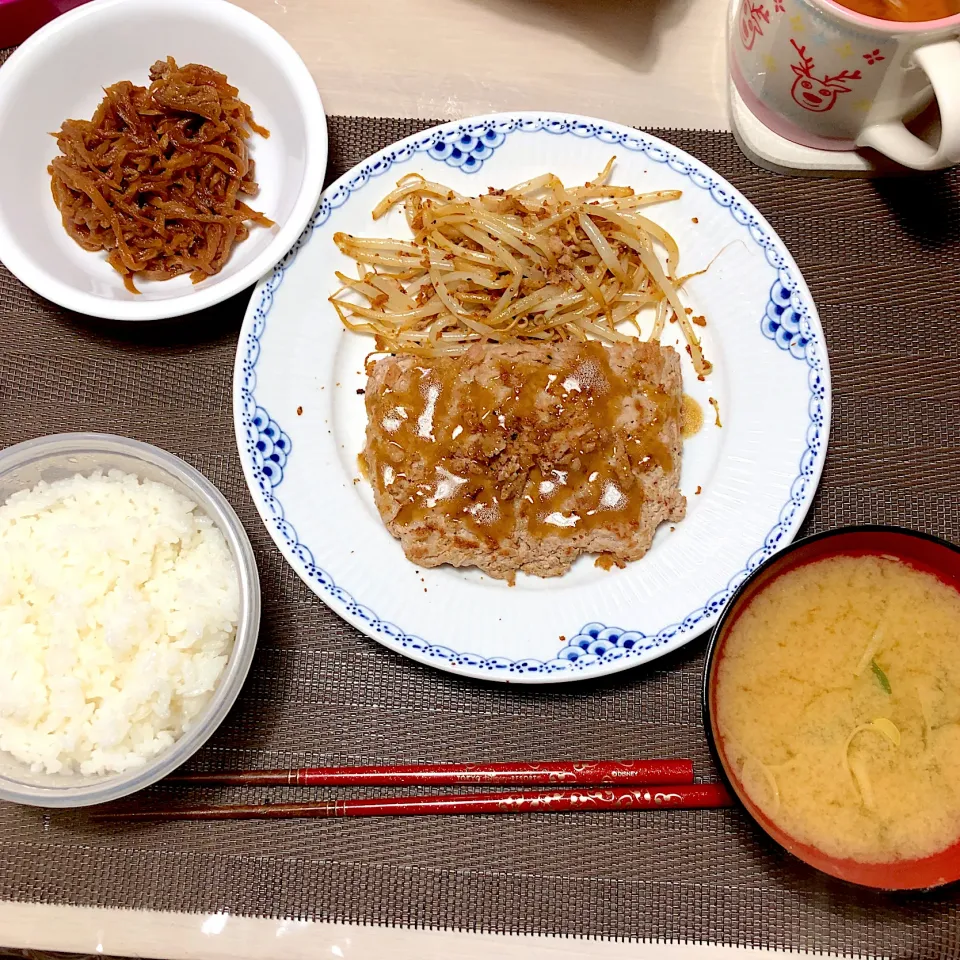 ひき肉ステーキ|みんごはんさん