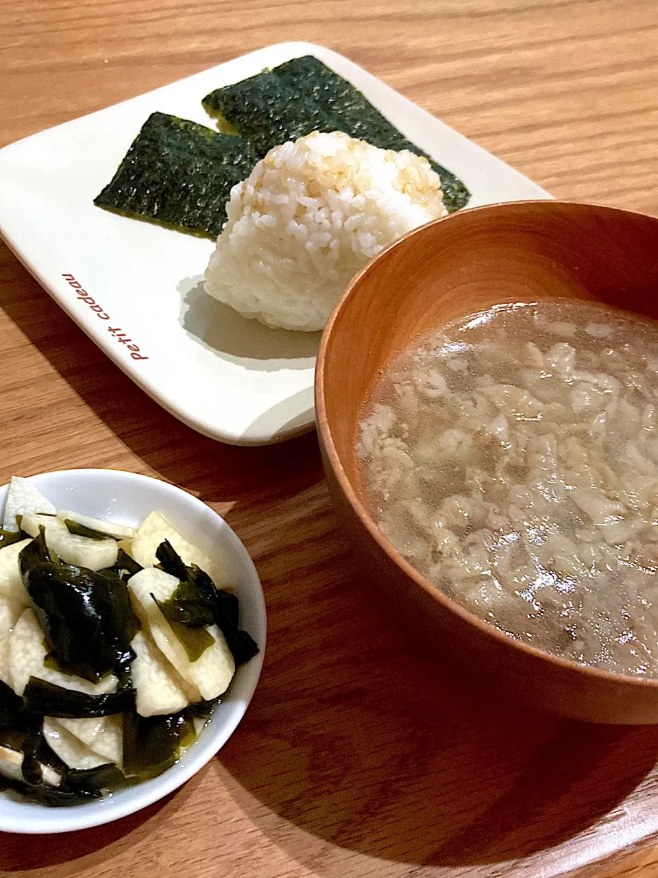 なんちゃって肉吸いとおにぎり　山芋の酢の物|海山つぶさん