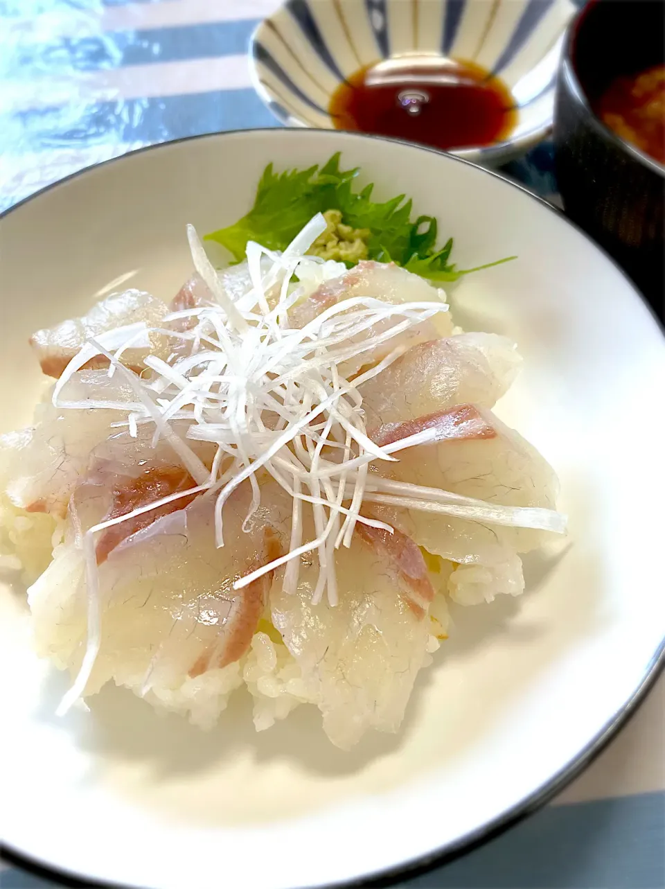 春の鯛丼|カピバラおやじさん