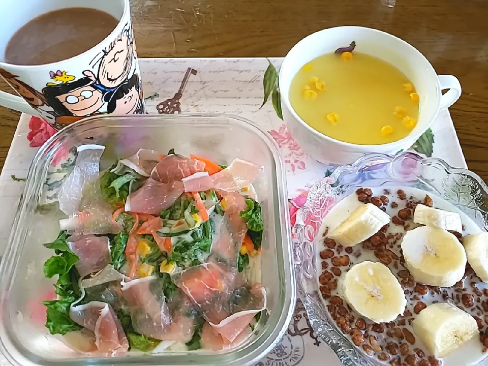 ザクごろグラノーラ朝食☀️🍴|aiさん