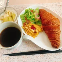 Snapdishの料理写真:土曜の朝はおうちモーニング🥐|Satokoさん