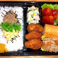 Snapdishの料理写真:3色弁当|あぐりさん