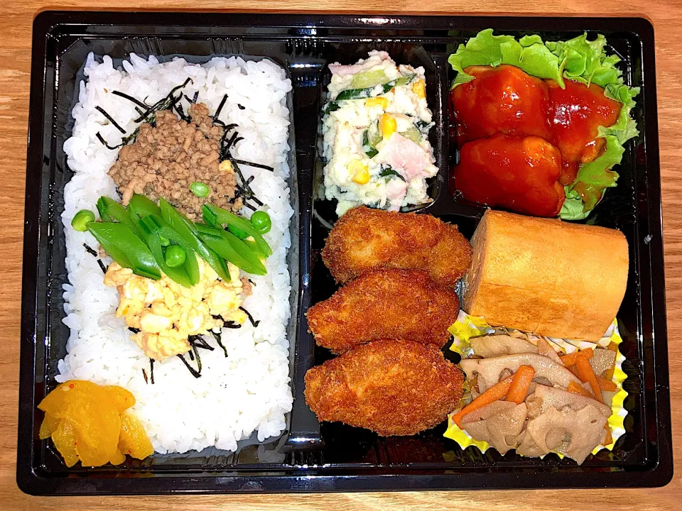 Snapdishの料理写真:3色弁当|あぐりさん