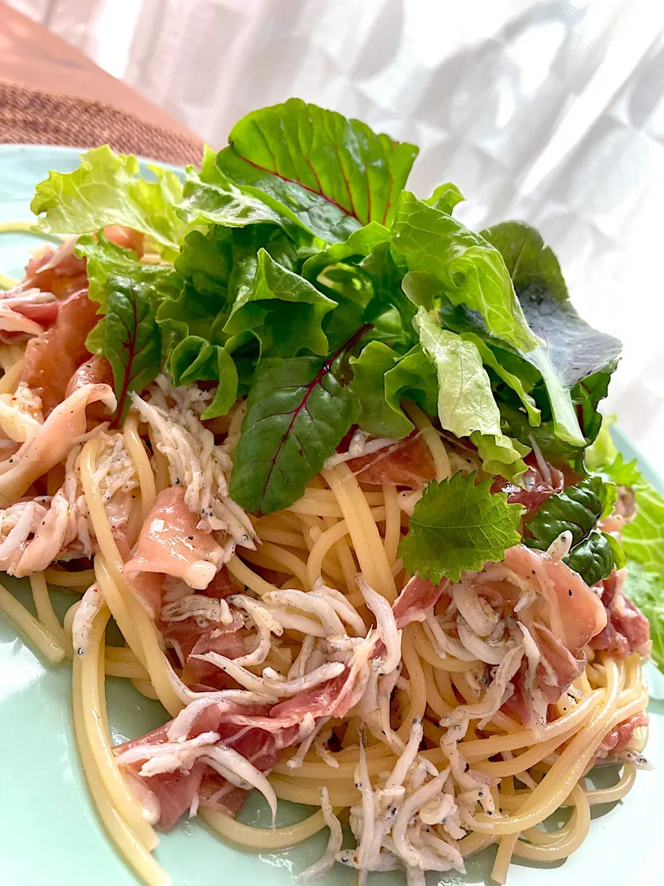 Snapdishの料理写真:シラスと生ハムの冷製パスタ😋🍝💕✨|アイさん