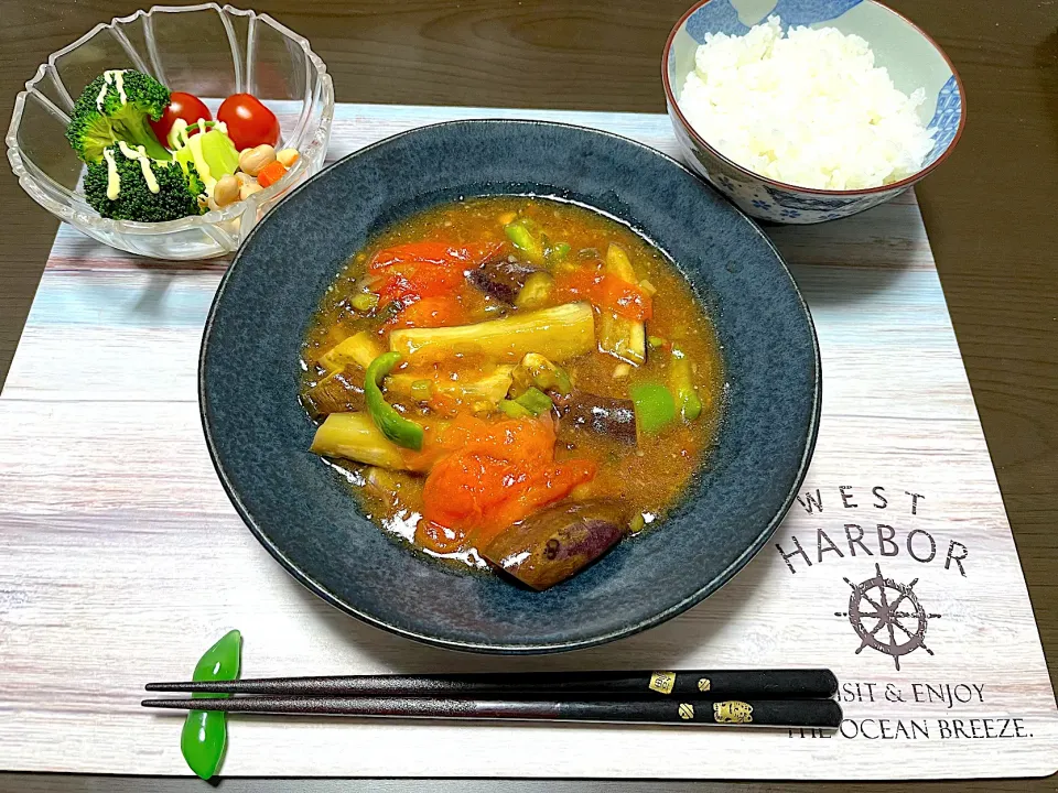 Snapdishの料理写真:ナスとトマト炒めのごま油風味|Ari’s Channelさん