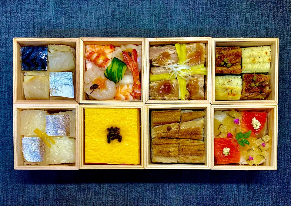 Snapdishの料理写真:押寿司🍣|にゃあ（芸名）さん