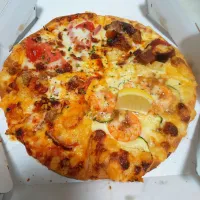 Snapdishの料理写真:PIZZA-LAのピザ☆|らすくさん