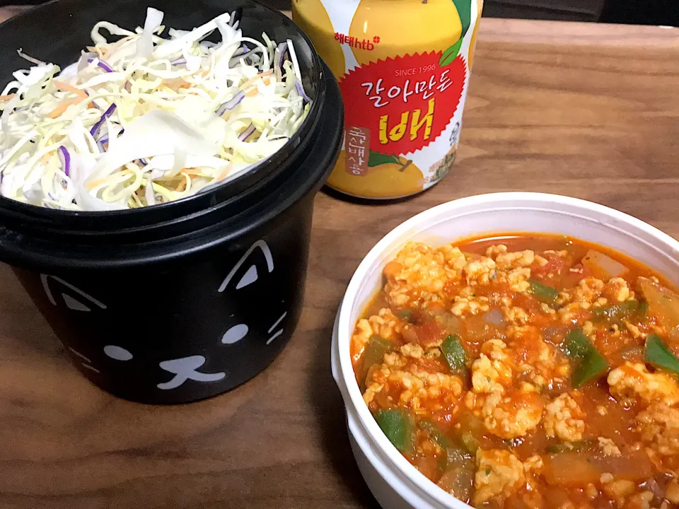 鶏ひき肉のトマトソース🍅|Tak@さん