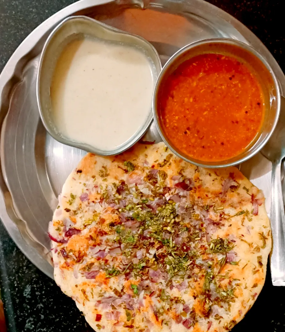 homemade Uttapam with shambhar and Coconut Sauce|food.shots2022さん