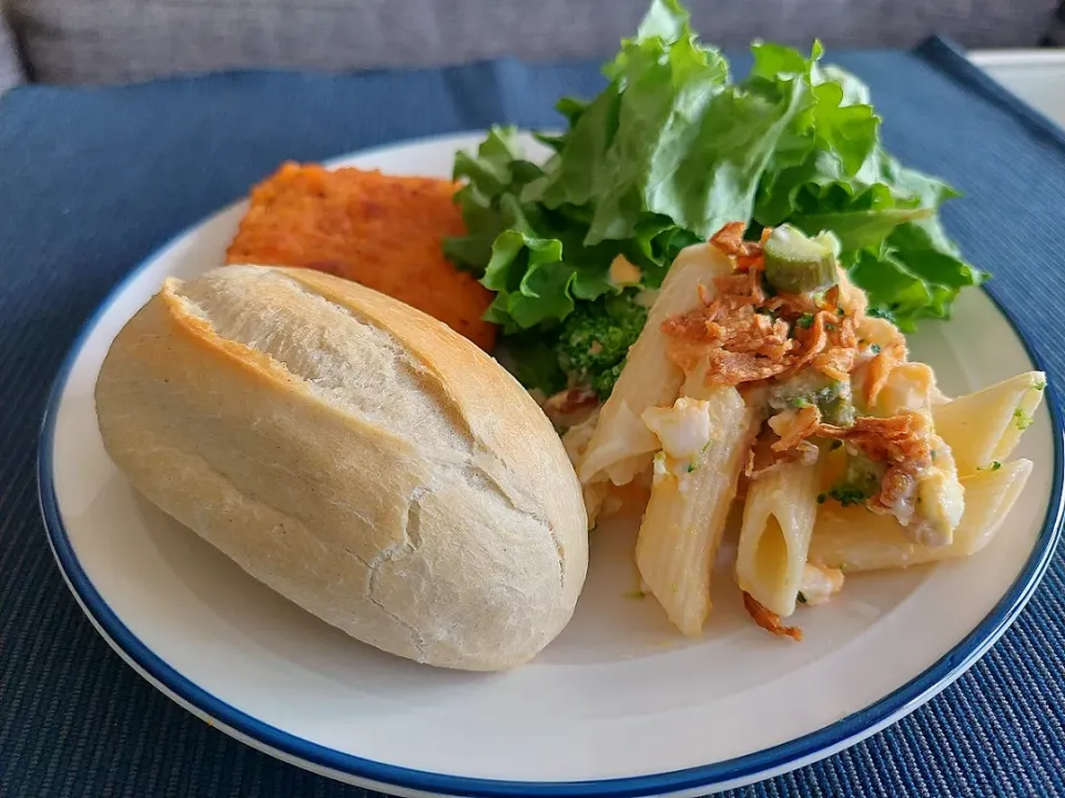 朝パン
コストコのメニセーズプチパン|しあるさん