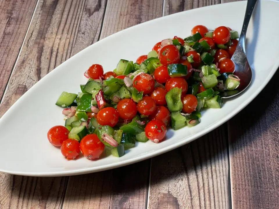 チョバンサラタス🥗|レオンさん