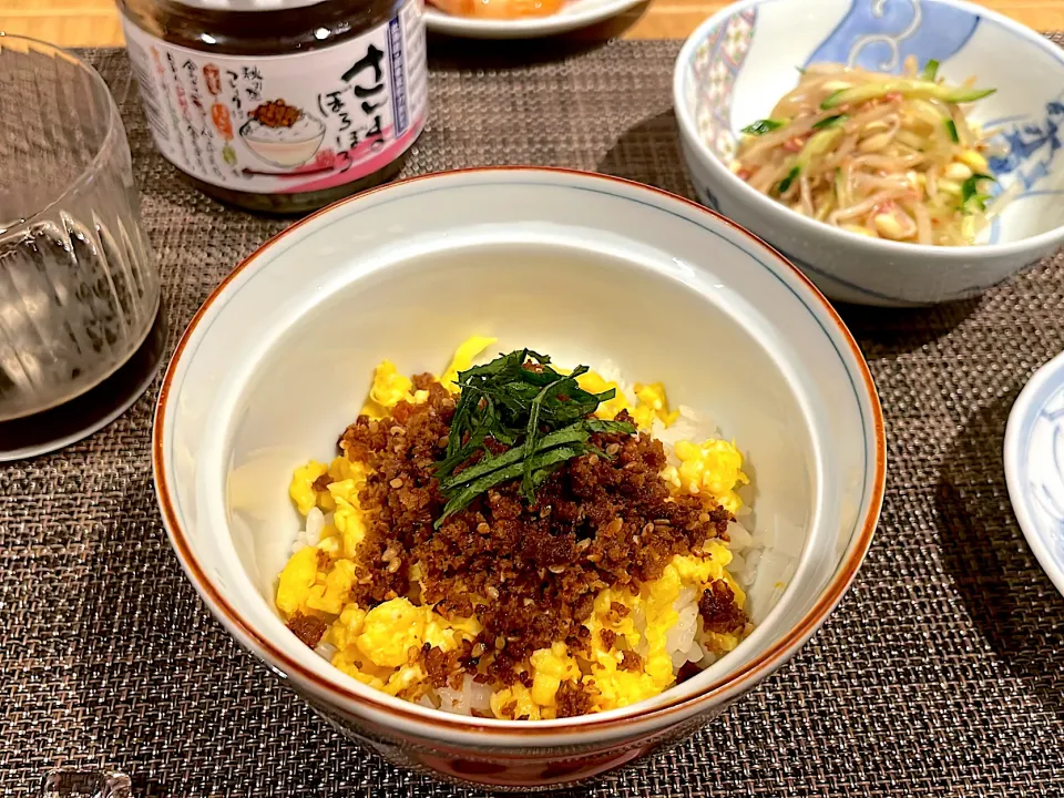 Snapdishの料理写真:さんまぼろぼろ丼|Saori.Sさん