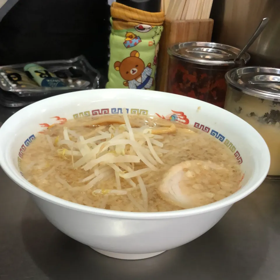 小雨もやんで　＃朝ラー　＃夜勤明け　で　＃ラーメン　MGMG ＃ホープ軒|Hajime Sakaiさん