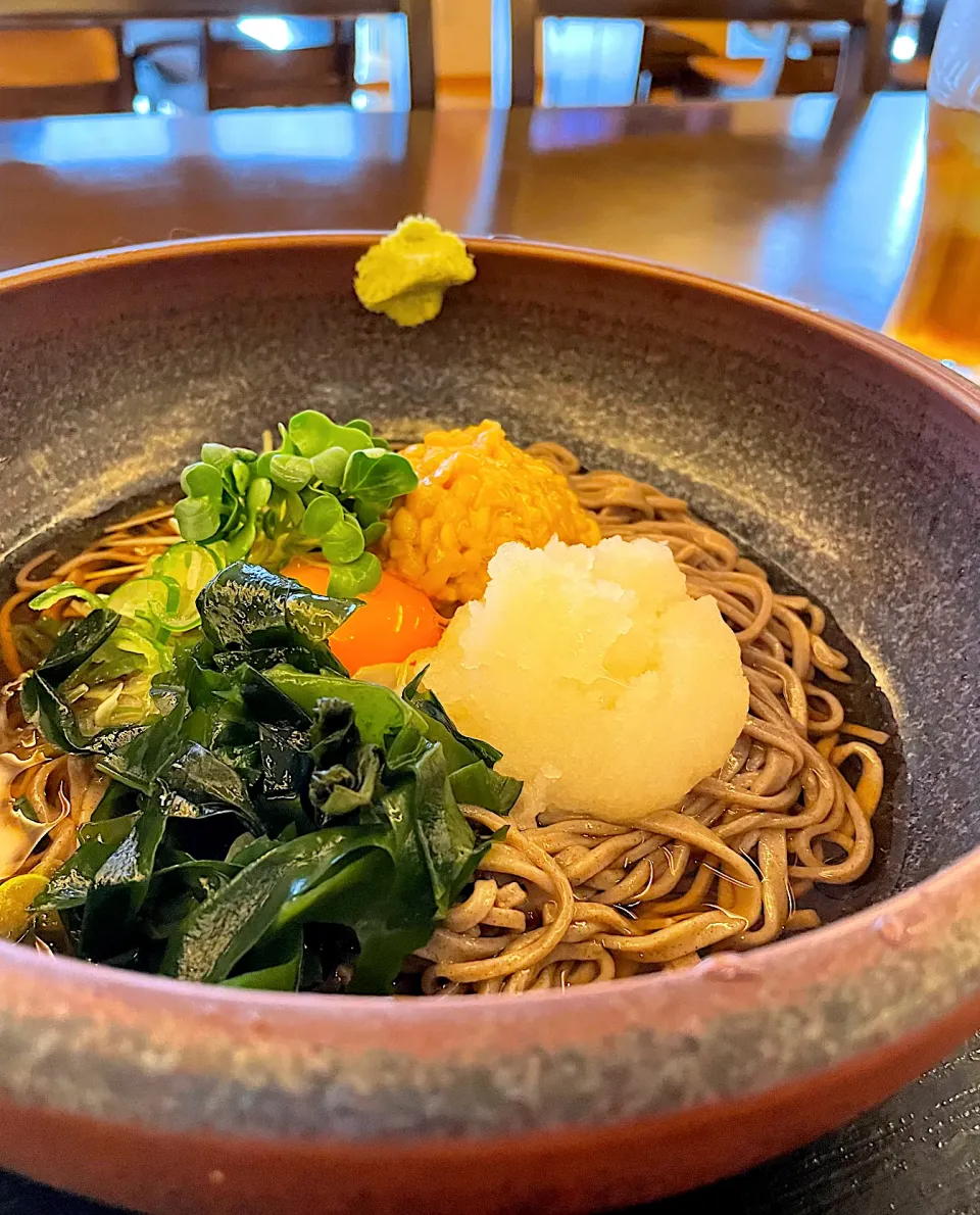 お一人様ランチは月見納豆蕎麦|だまさん