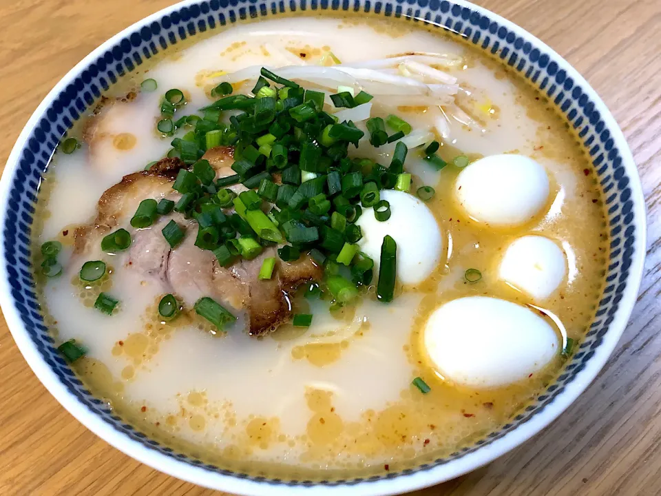 熊本とんこつラーメン🍜|さおりさん