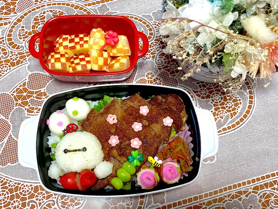 2022.4.15はベイマックスのステーキ弁当🌸|makoさん