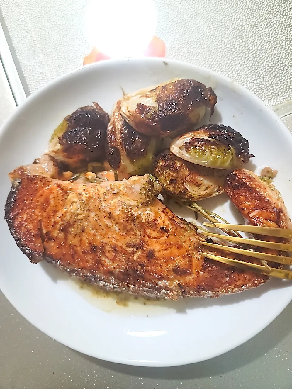 Baked salmon and Brussels sprouts #healthy|ame_celineさん