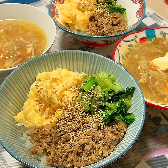 サバ缶で三色丼♬|panchiさん