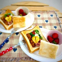 Snapdishの料理写真:おべんトースト☆作ってみました(^-^)|ROMIN◡̈ CAFEさん