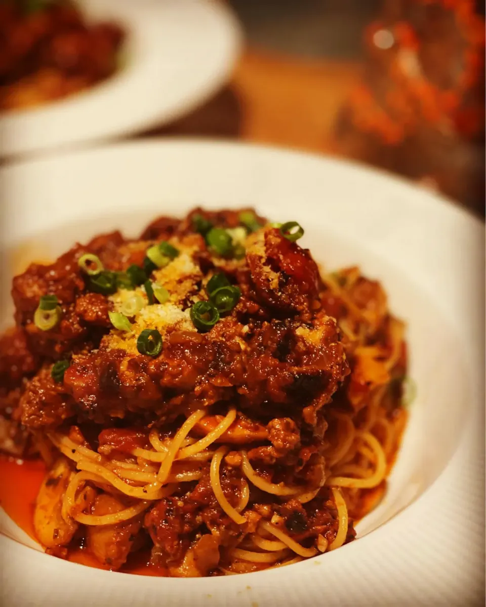 Snapdishの料理写真:Dinner ! Dinner ! 
The traditional country style Spaghetti Bolangnese with a rich tomato Basil sauce with Parmesan 
#spaghetti #pasta 
#homecooking 
#eatgoodfoo|Emanuel Hayashiさん