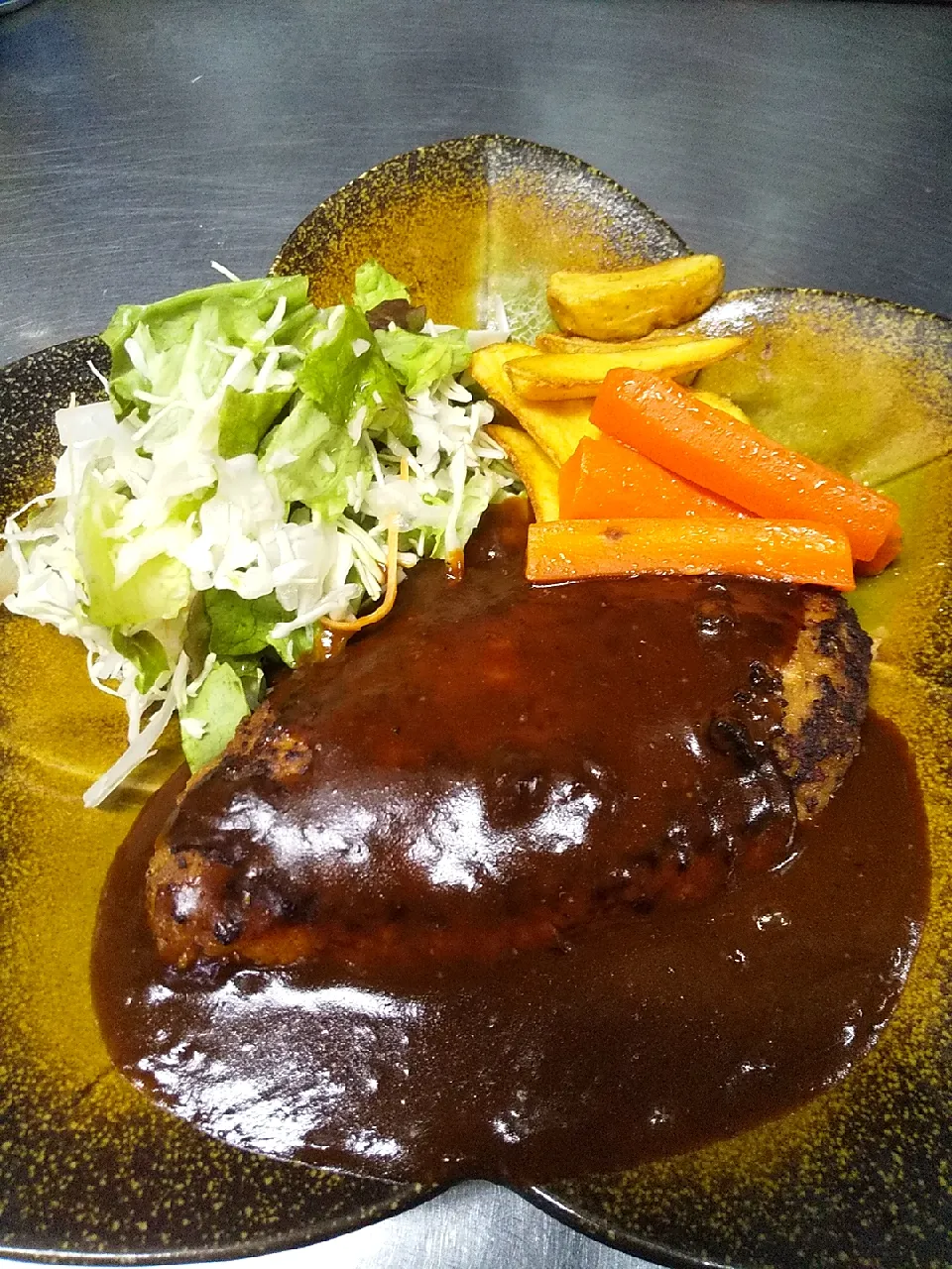 手作りハンバーグ ３００ｇ‼️|DJ's Alyさん