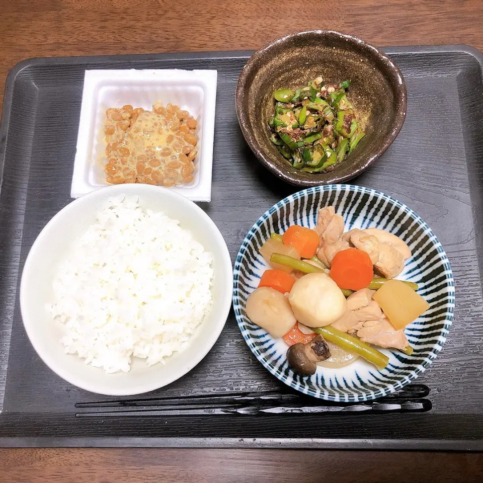 オクラ納豆と煮物のご飯😊|まちゃさん