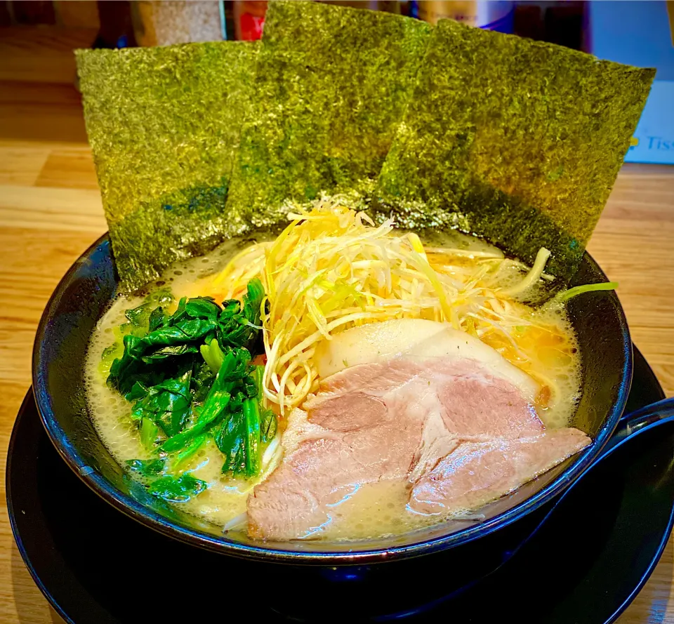 お昼ご飯のラーメン🍜|にゃあ（芸名）さん