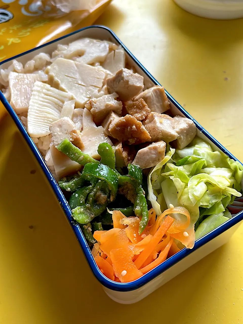 Snapdishの料理写真:筍ごはん弁当|4jemさん