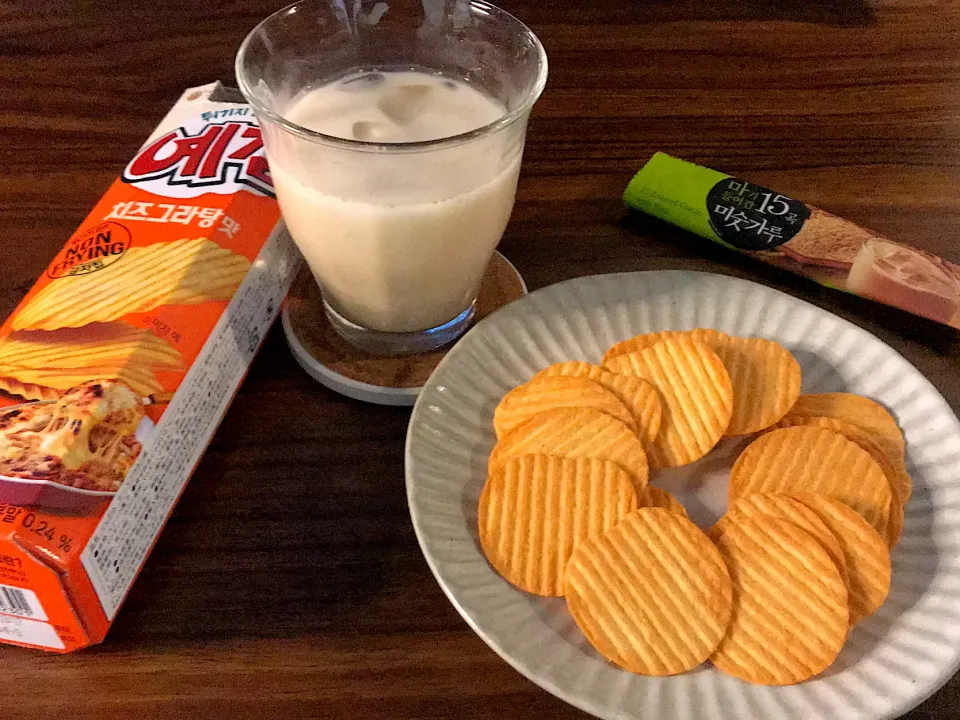 韓国のお菓子、飲み物🥛🍟|Tak@さん