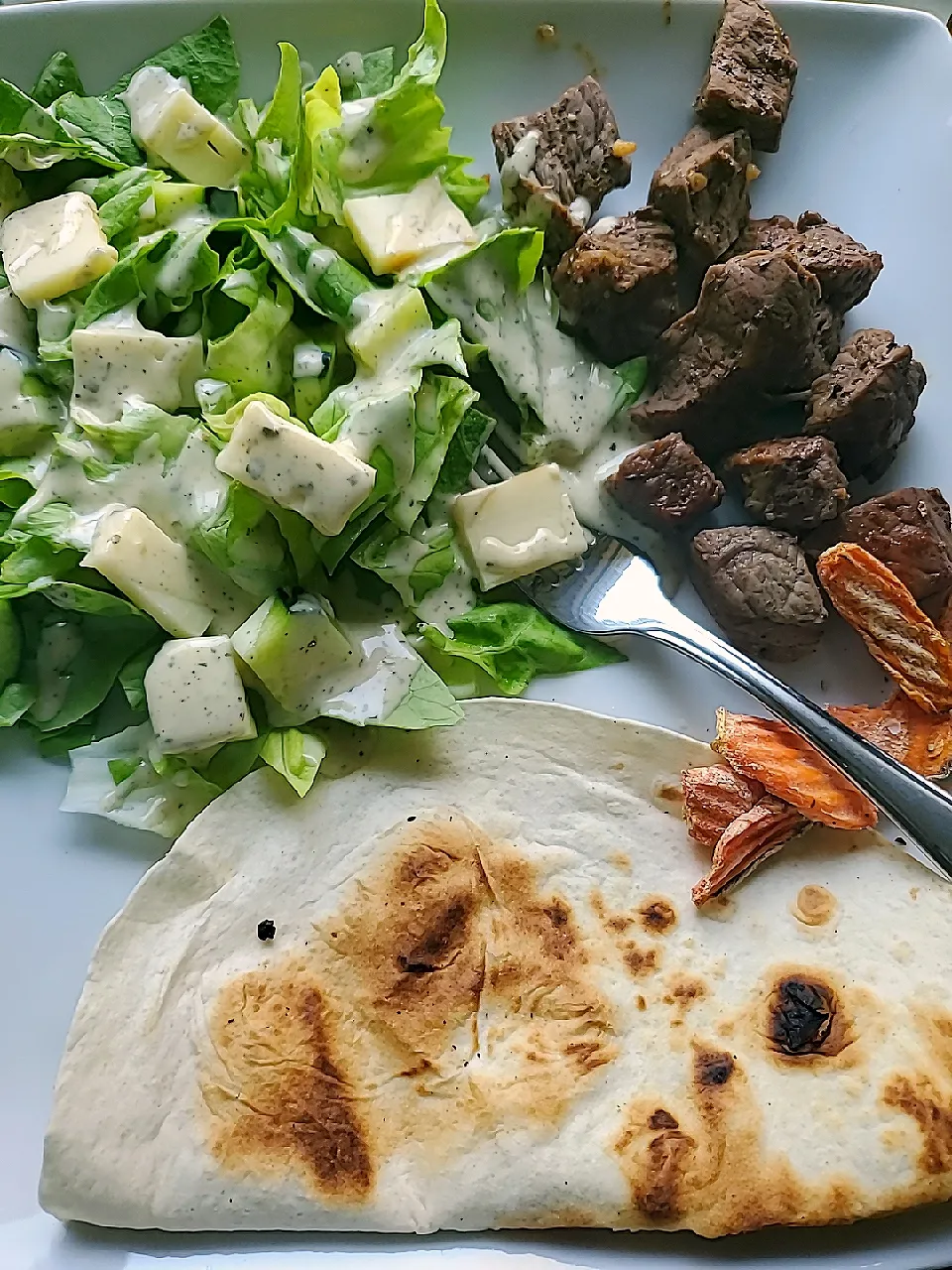 Steak Carrotz n  Cucumber Salad|Ashさん