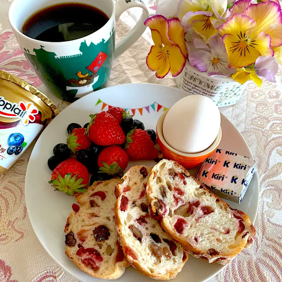 Snapdishの料理写真:🌼花とモーニングプレート🌼|あっちゃんさん