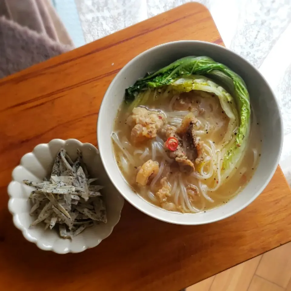 牛すじと白菜ステーキのフォー＆新ごぼうの黒胡麻サラダ|mi_neneco♪さん