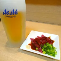 生ビールと馬刺しのお通し|masaさん