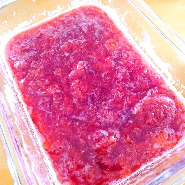 Snapdishの料理写真:苺シロップ🍓|おまきさん