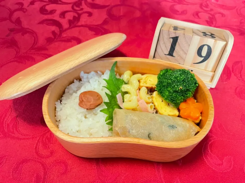 女子高校生弁当　2022/4/19 娘作|みんみんさん