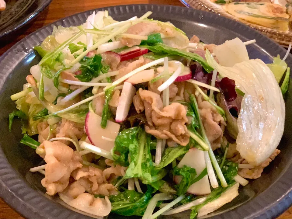 焼きしゃぶサラダ🥗|ふくすけ食堂さん