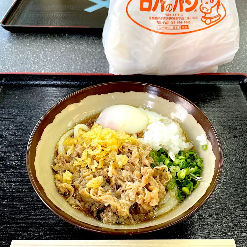 讃岐うどん　温玉肉ぶっかけ　冷|かおるさん