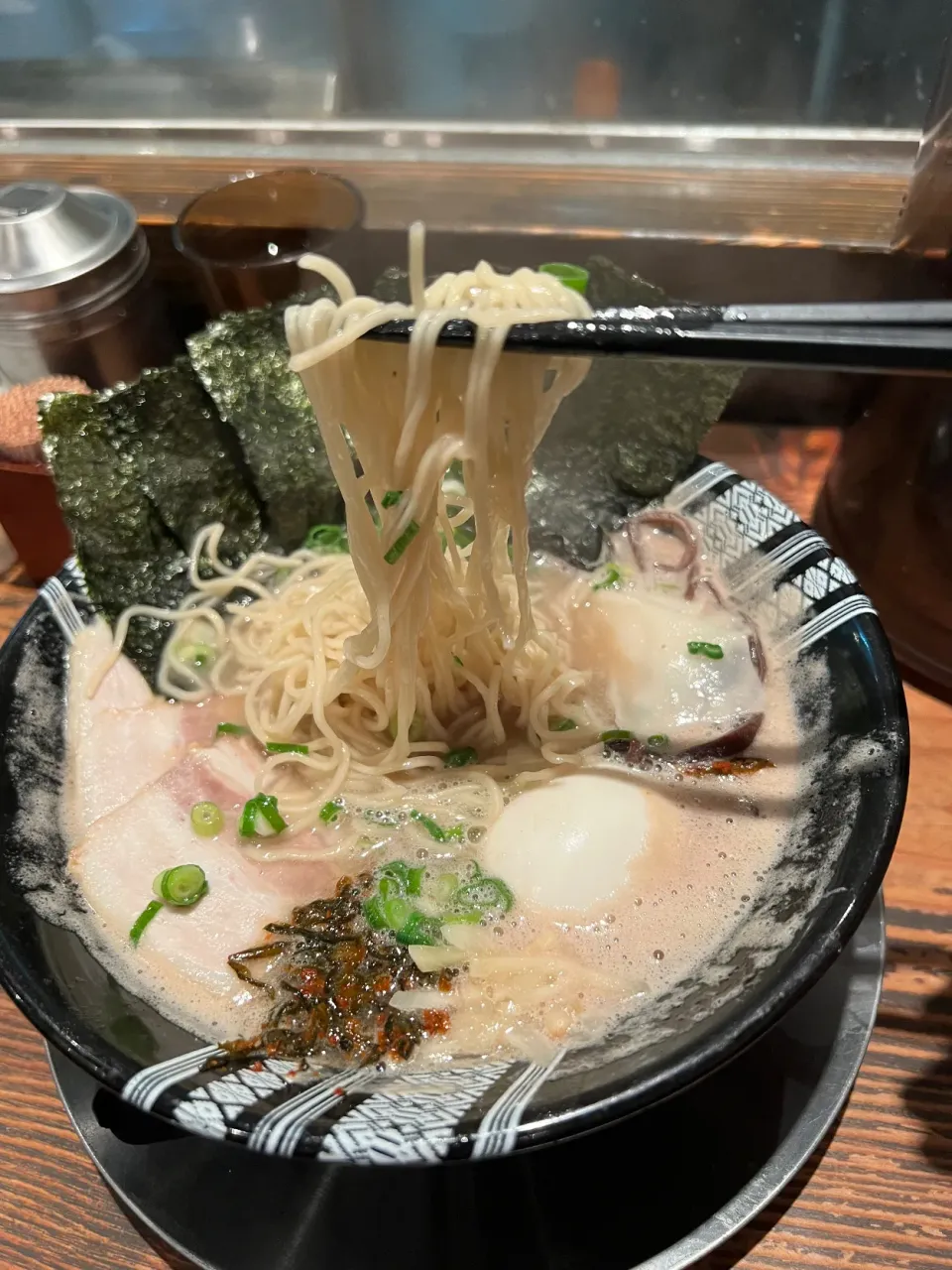 特製ラーメン やわ 博多一双|流線形さん